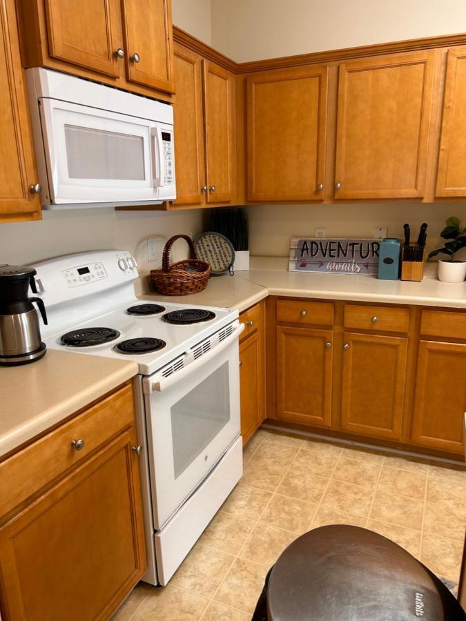 Cute And Cozy 5 Min From Carowinds Apartment Шарлът Екстериор снимка